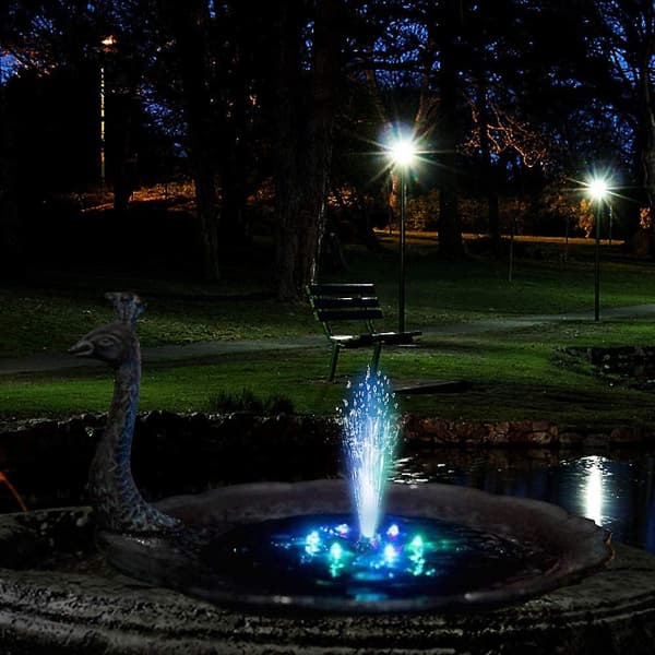 Soldrevet springvandspumpe med LED-lys til dam, pool, have, akvarium