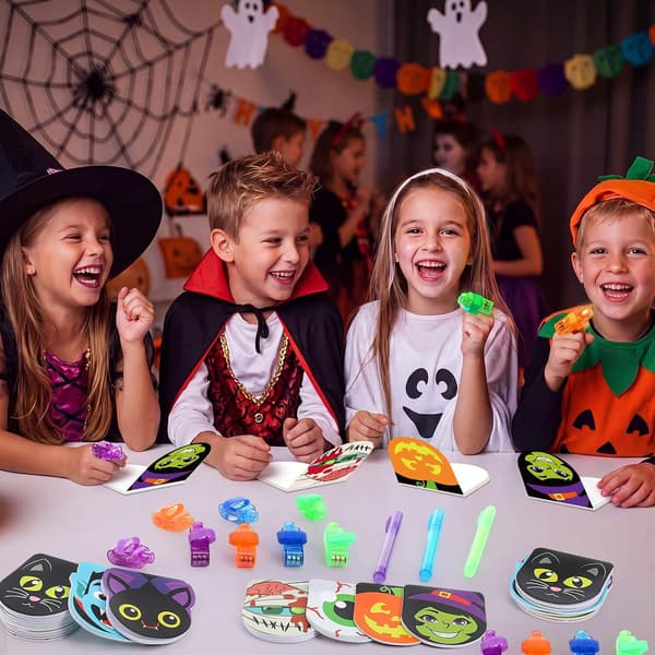 24 sett Halloween-festgaver til barn i bulk -