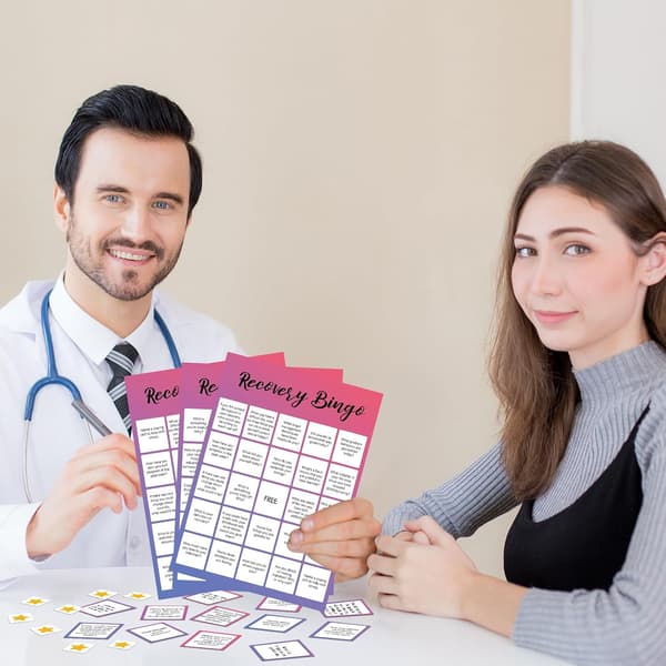 33 stk. Recovery Bingo-spill med 24 kort, stjernebrikker og utrop -