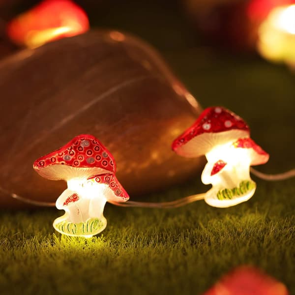 Decorative Lights 10 Feet 30 LED Mushroom Lights Battery Operated Mushroom Night Light String with 8 Lighting Modes Remote Control Timer for Bedroom Winter Christ