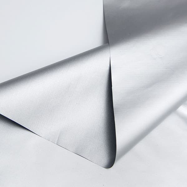 Thickened Blackout Curtains Bedroom Sun Protection Thermal Insulation Sunshade with S-hook 1.4m Width 2m Height