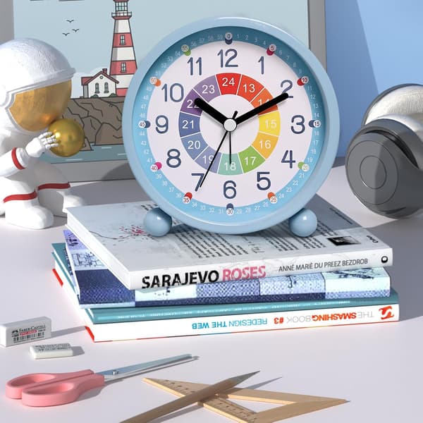 Cartoon Theme Kids Early Learning Alarm Clock, Silent Luminous Desk Clock with Analog Hands, Quartz, Blue Blue
