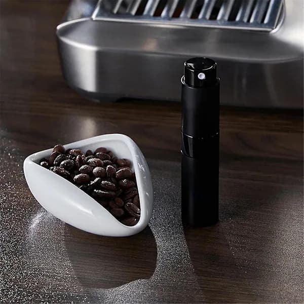 Ceramic Coffee Dosing Cup and Spray Bottle Set, Espresso Dosing, Single Dose, Measuring Cup White Black