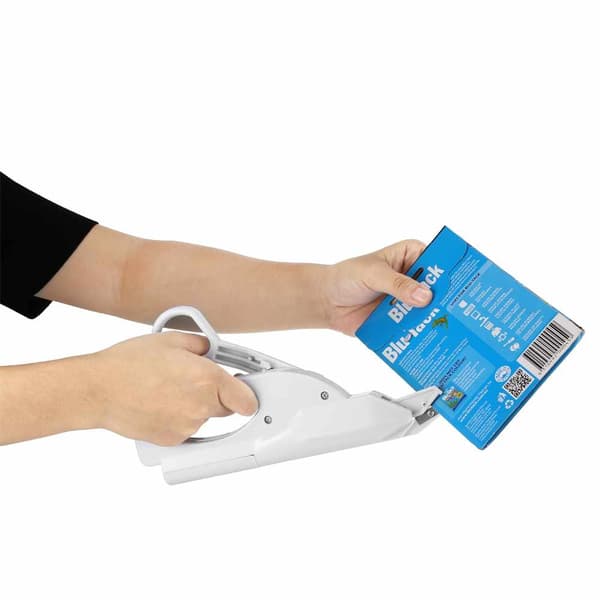Battery-powered electric scissors, versatile for tailoring, sewing, paper, leather, fabric cutting, ergonomic design with maximum cutting width