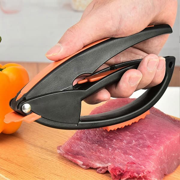 Garlic Press with Peeler Scraper Easy to Clean Detachable Design Fine Mesh Corrosion Resistant Versatile TPR Ergonomic Handle Garlic Press Kitchen T