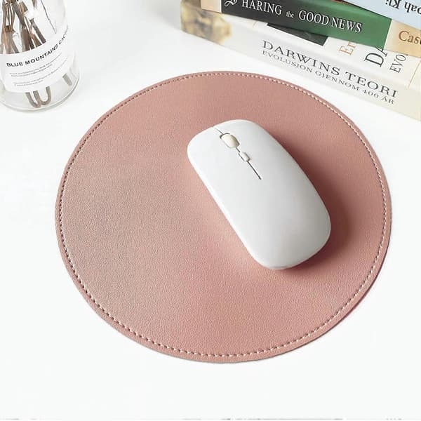 Musematte i PU-lær, dobbeltsidig sklisikker kontormusematte med sydd kant, 20 cm vanntett musematte (rosa og sølv)
