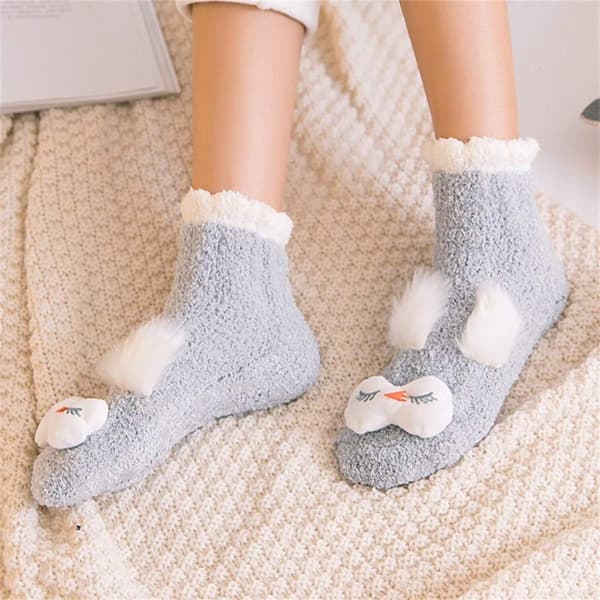 Hemmastrumpor tykke søde strømper koralfleece sove strømper vinter varme strømper plys strømper strikkede strømper fluffy vinter varme strømper
