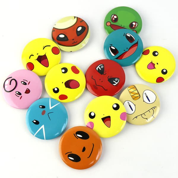 12-pack märken anime tecknad Pikachu runda märken