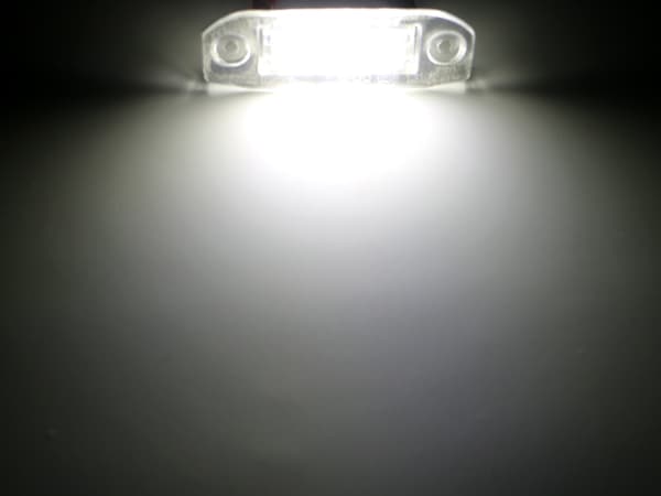 Volvo V50 S60 S80 V70 XC60 XC70 XC90 LED Nummerpladelys 46