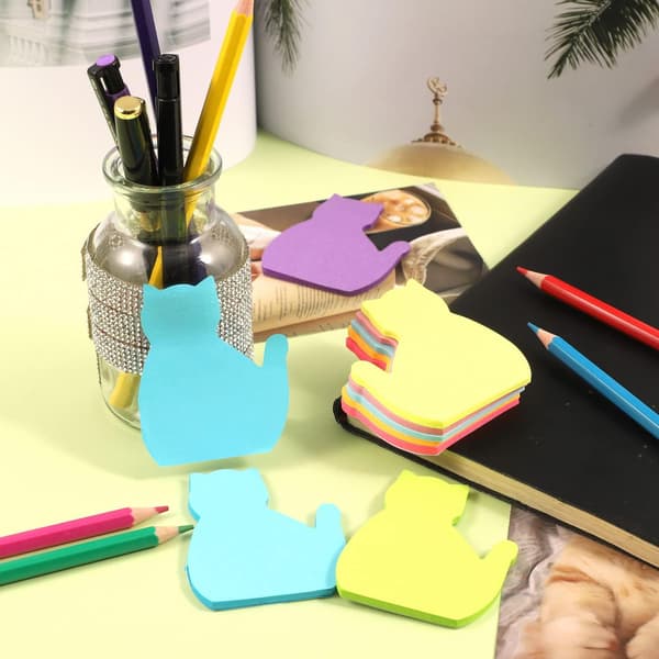 240 ark (8 blokke) katte-sticky notes, kreative katteformede papir-sticky notes med 12 tilfældige søde katte-papirclips