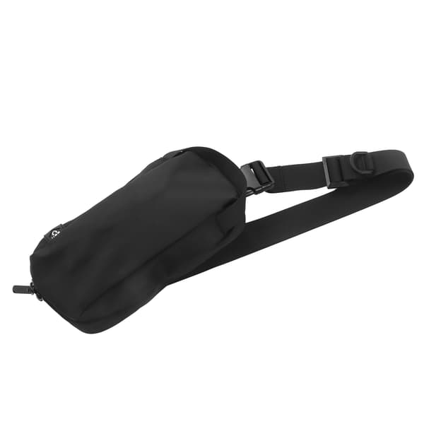 Chest Bag Black Adjustable Shoulder Strap Glossy Zipper Breathable Comfortable Earphone Hole Design Men's Bag