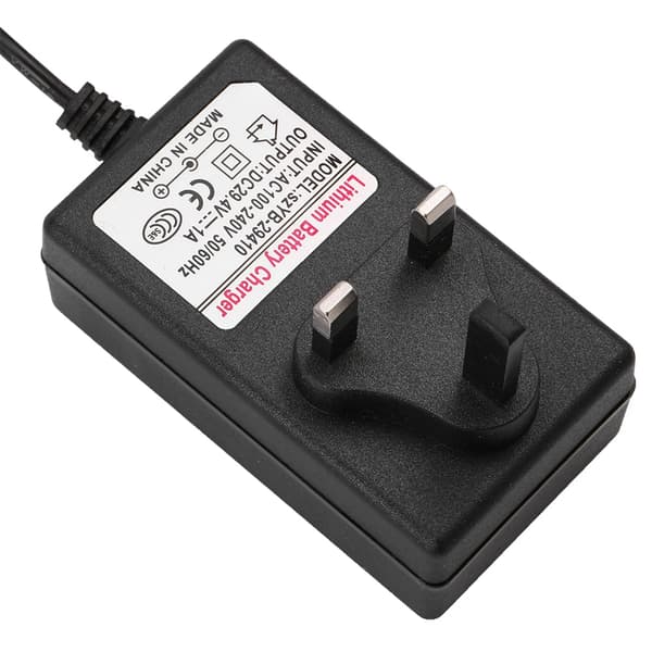 29.4V1A Strømforsyning Batteriladeradapter for Smart Balansebil Scooter 100-240V (UK-plugg)