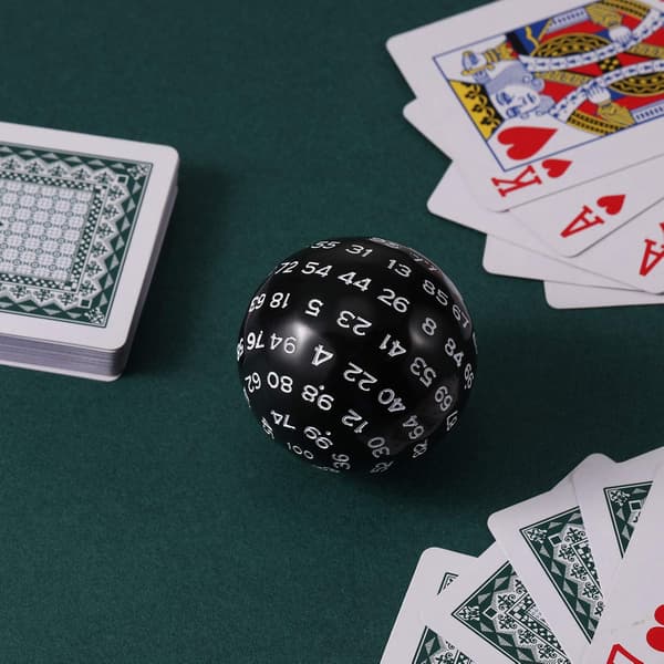 Et 100-sidet polyhedral terning D100 terningesæt med hvide tal 100