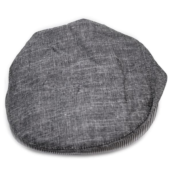 Flat cap med sidespenne - Flere farger å velge mellom