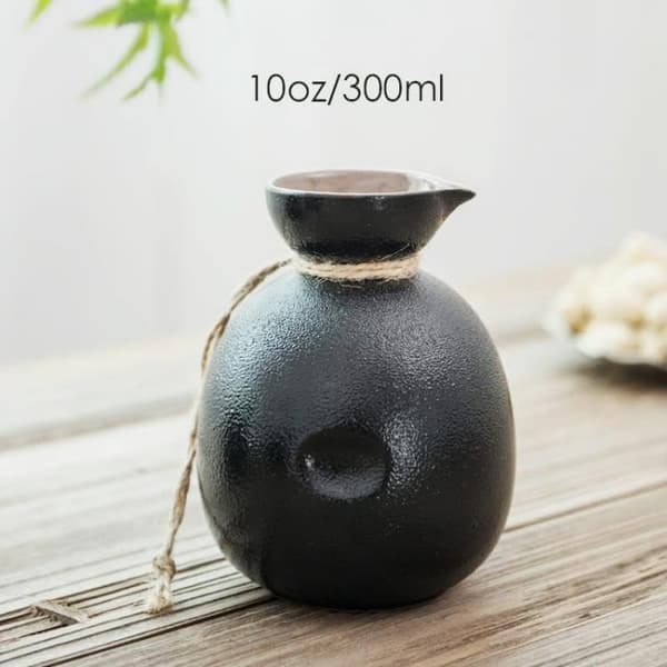 Musta keraaminen viinikannu sake-pullo korkilla, 10oz