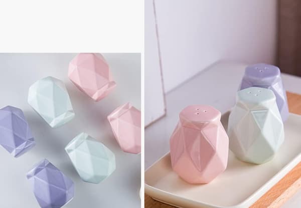 2 stk. keramiske salt- og pepperbøsser, diamantglass, krydder -