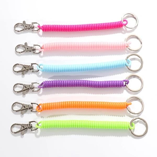 Infällbar nyckelring spiral clip-on ring stretchig elastisk spiralfjäder nyckelkedja 6st 6pcs