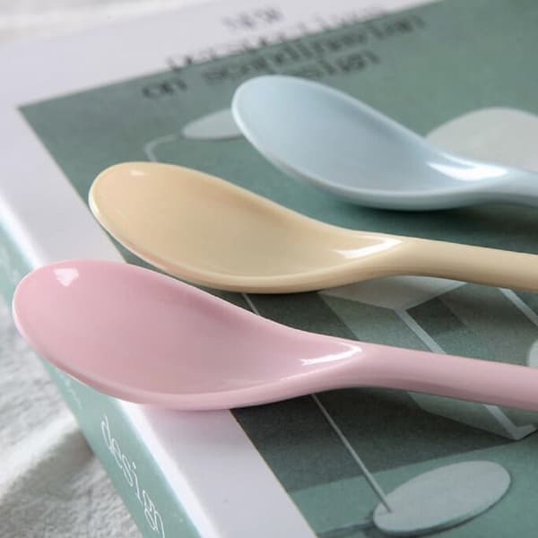 Reusable Plastic Spoons, 5-Pack Long-Handled Teaspoons