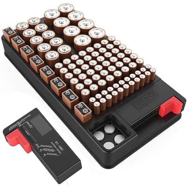 Batteriarrangør med digital batteritester rummer 110 batterier i forskellige størrelser - til AAA, AA, 9V, C og D