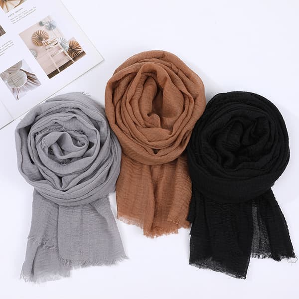 Enfärgad bomullsscarf 3-pack, ny plisserad damscarf och sjal, lämplig för alla årstider.