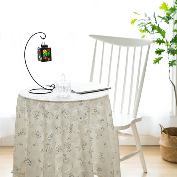 1 stk rektangulær duk med søtt blomstermønster for K