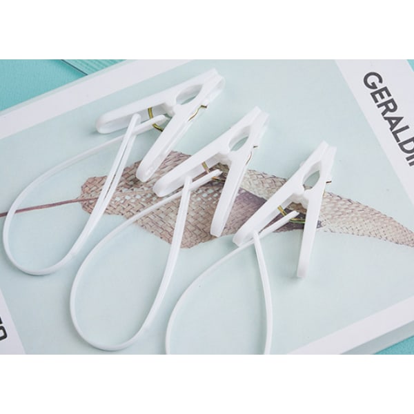 12-pack Plastic Clothes Pegs with Windproof Clotheslines
