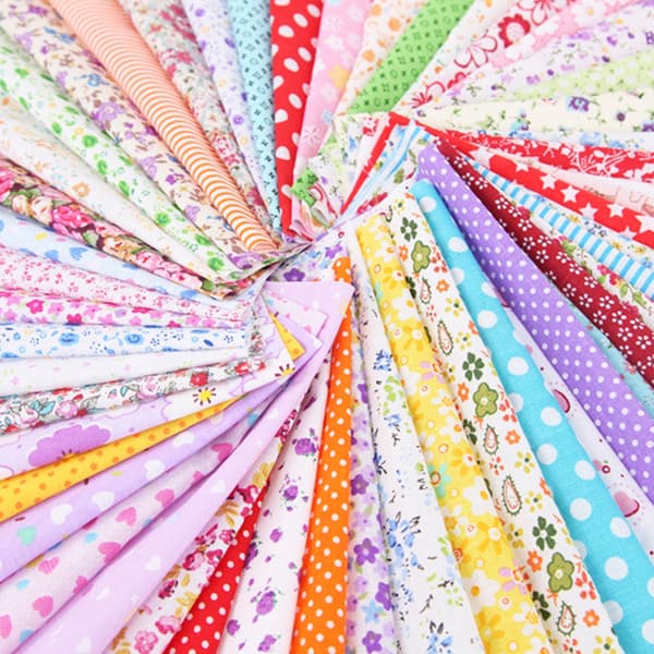 100 pcs Cotton Square Patchwork with Different Patterns, Clothing Accessories for DIY Sewing