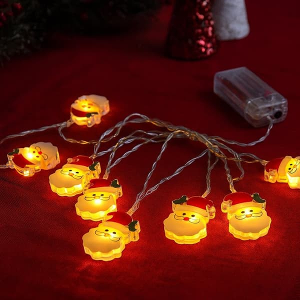 Light string 2 meters with 10 Gnomes and tree in hat - Battery operated - 140