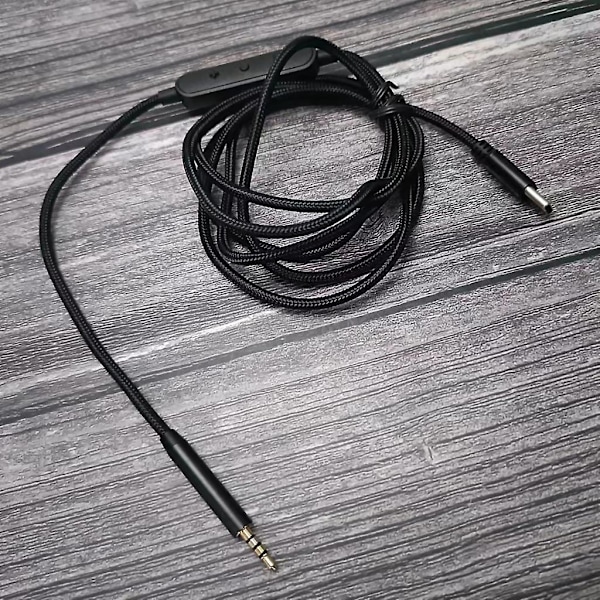 USB C - 2,5 mm uroskaapeli QC25/QC35/QC35II/QC45 -kuulokkeille mikrofonilla