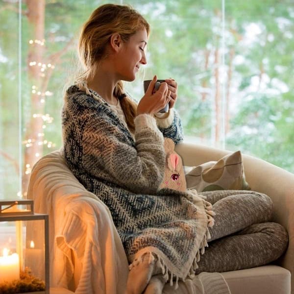 Hot water bottle with cover, knitted hot water bottle, removable