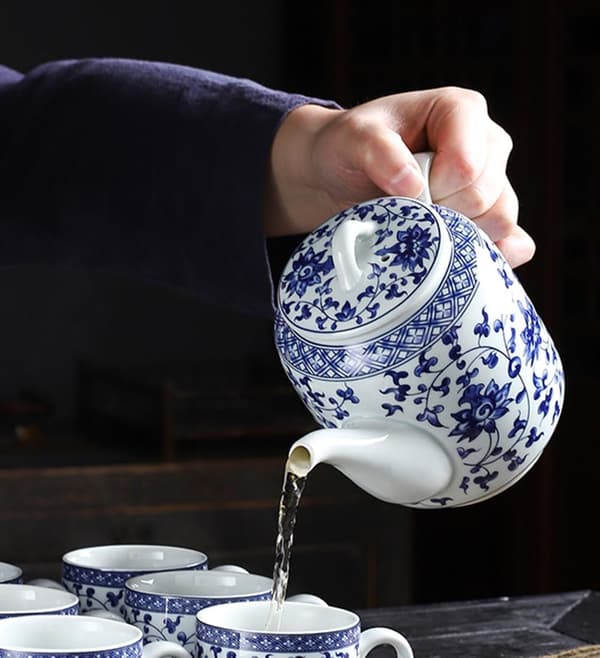 Keramisk tekande, blå og hvid tekande, kaffekande med låg, 828 ml -