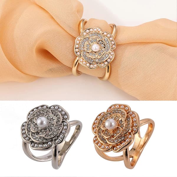 Sjalspænde – Blomsterform & Rhinesten – til Kvinder Silver