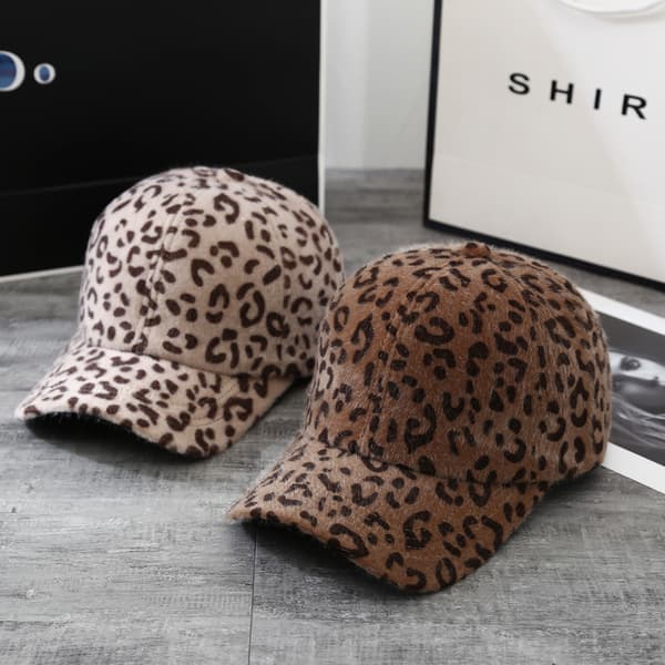 Leopardmønstret baseballcaps for kvinner, varm vintercaps i retrostil, dyrepels, baseballcaps, trendy leopardmønstret utendørscaps