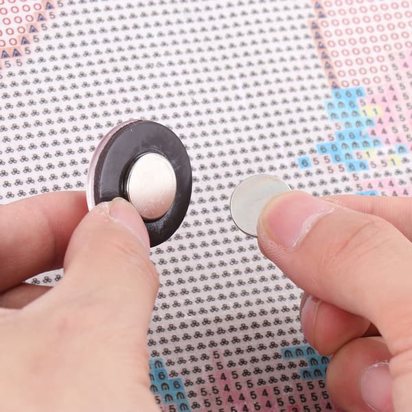 Diamond Painting Cover Minder Magnet Cover Core Diamond