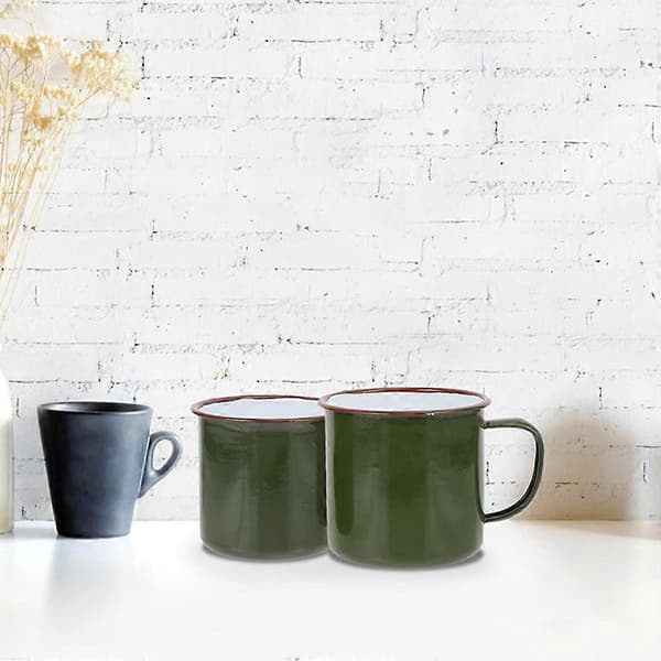 2 st Emalj Vattenkoppar Kaffemuggar Hushålls Juicekopp med Lock Utomhus Campingkopp
