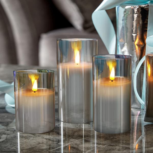 Sæt med 3 grå flammeløse glaslys (D: 3  \"X H: 4 \"/5  \")