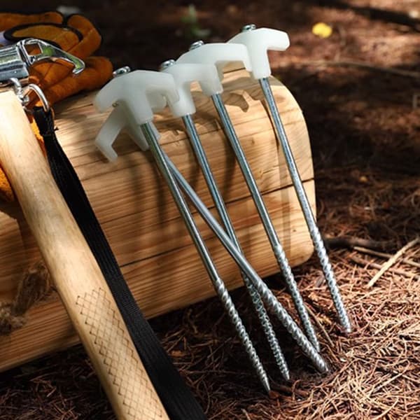 10 tuuman ruuvattavat telttakepit Tuulenpitävät, raskaat maapiikit ulkoiluun 4pcs