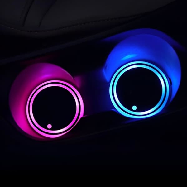 2 stk LED Bilunderlag, 7 Farger Lysende Bilkoppunderlag, USB-lading, Egnet for Biltilbehør For Kvinner Biltilbehør For Menn