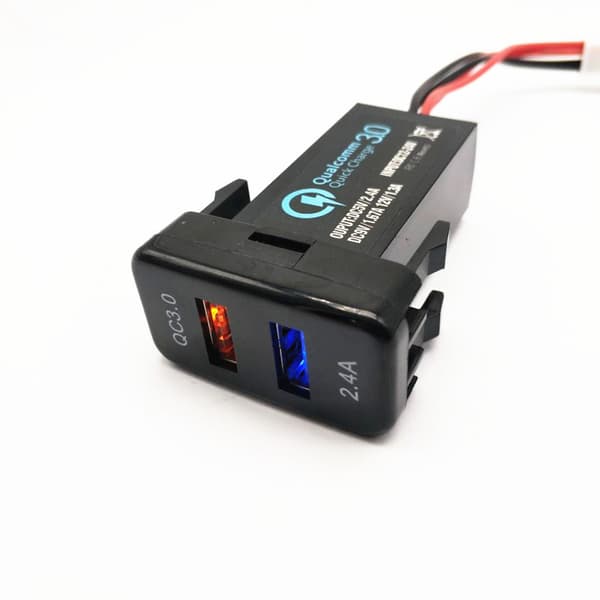 Dobbel USB 2.0 Billader Hurtiglading 3.0 med Kortslutningsbeskyttelse