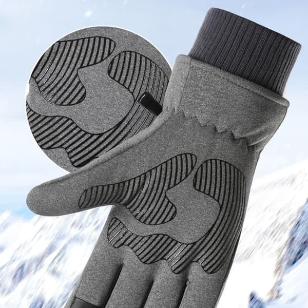 Windproof Ski Gloves with Thick Velvet Lining