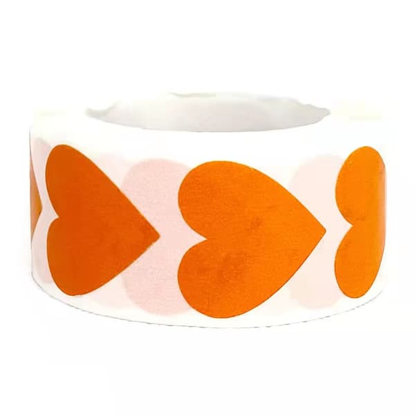 2,5 cm oranssit sydäntarrat, 500 tarraa/rulla.