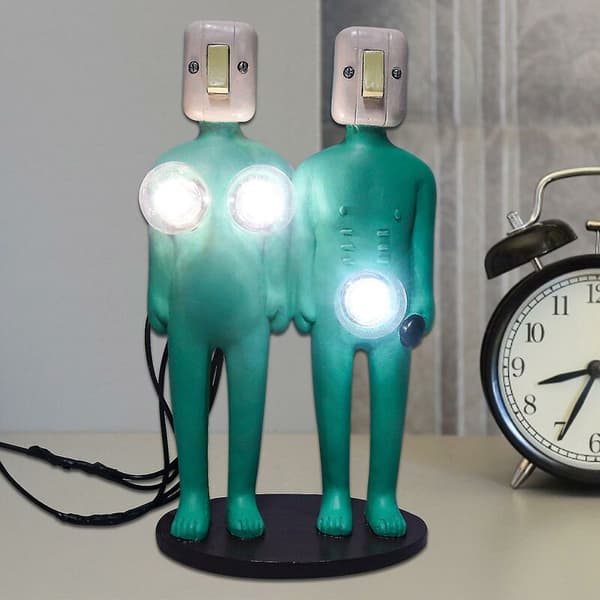 Kropslampe i harpiks, sjov bordlampe, USB-interface, boligindretning