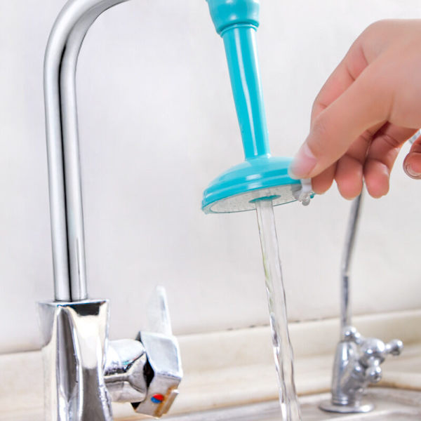 Triomphe Water-Saving Swivel Aerator for Kitchen Faucet with Adjustable Nozzle