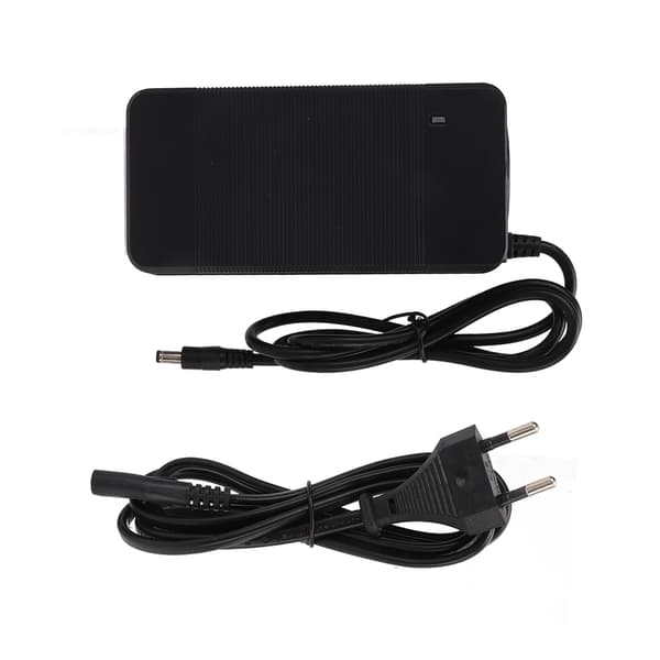 42V 3A batterilader strømforsyningsadapter litiumbatterilader for elektrisk sparkesykkel 100‑240V EU-plugg