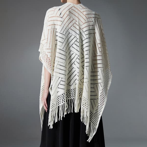 Elegant Knitted Shawl - White, Lightweight and Versatile 301