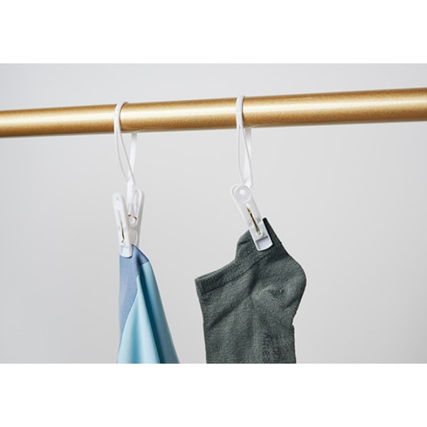 12-pack Plastic Clothes Pegs with Windproof Clotheslines