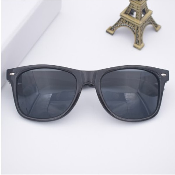 Retro solglasögon för män och kvinnor med ram - Svart Black