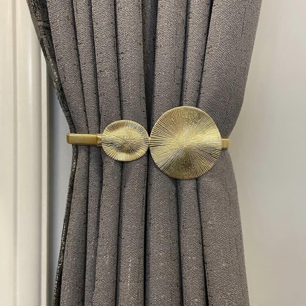 2 moderne metallgardinholdere