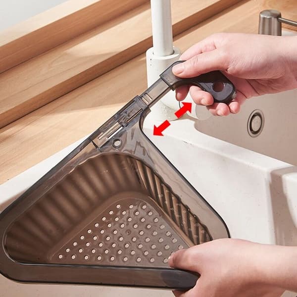 Kitchen Accessories Triangular Sink Drainer Leftover Strainer Sink Swan Drain Basket Fruit and Vegetable Drain Basket Sink Strainer 1 Piece (Green)