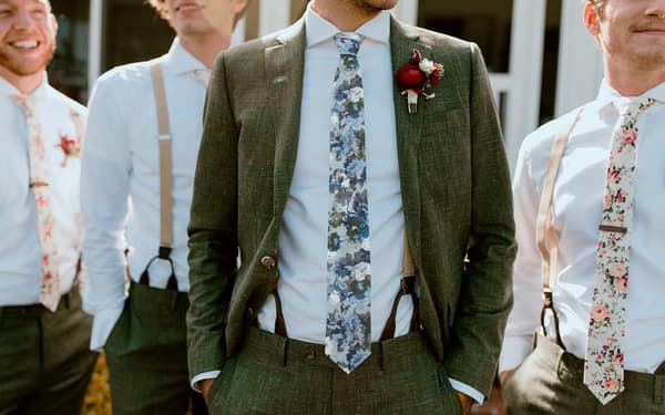 Smal slips för män, blommig bomullsslips för män Bröllopsslips Brudgum, Bestman, Uppdrag, Danser En gråblå vit - A Grey Blue White Floral